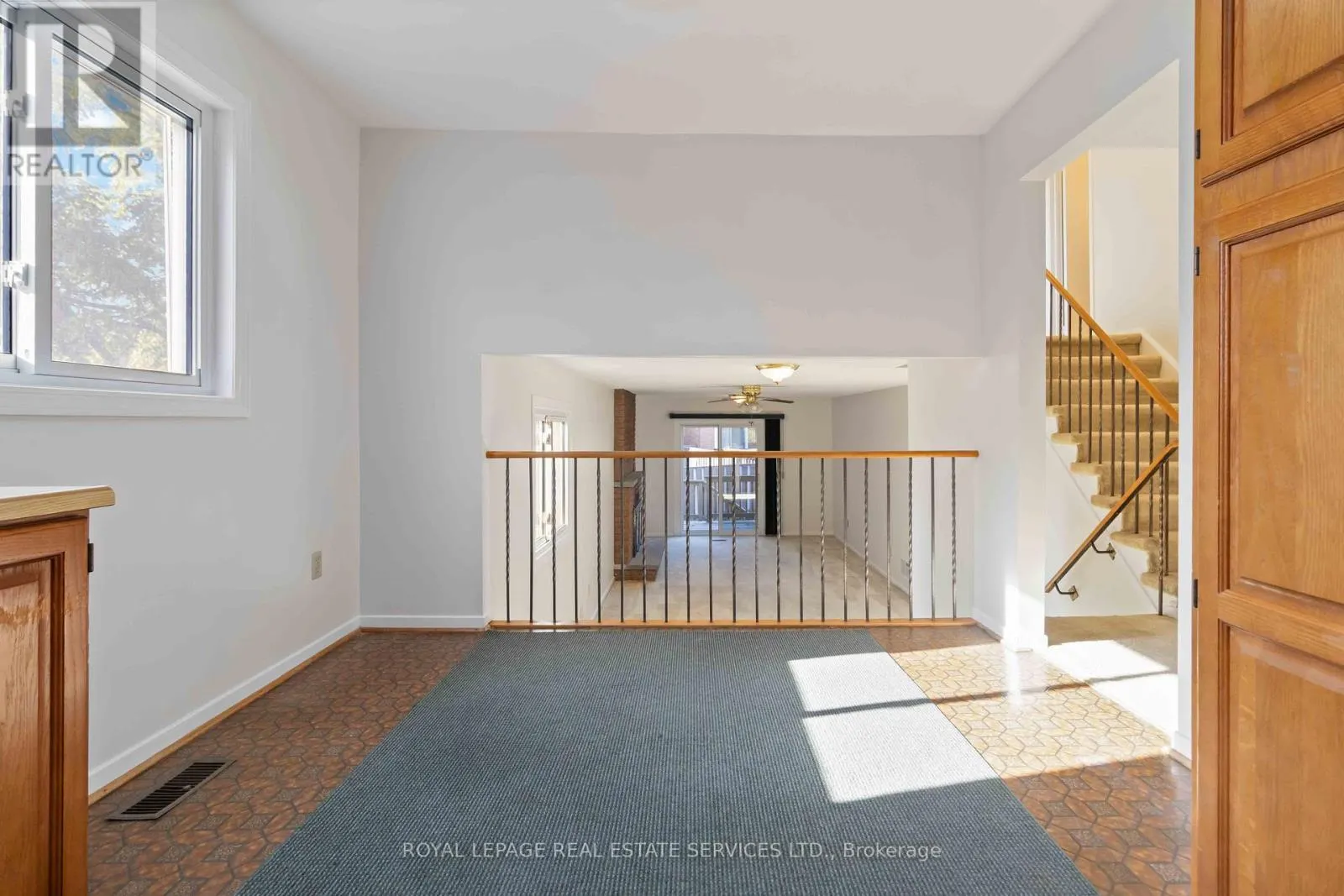 907 THISTLE DOWN CIRCLE