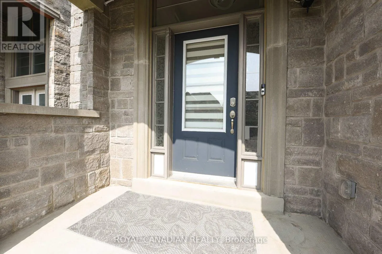 UPPER - 8 PRAIRIE CREEK CRESCENT