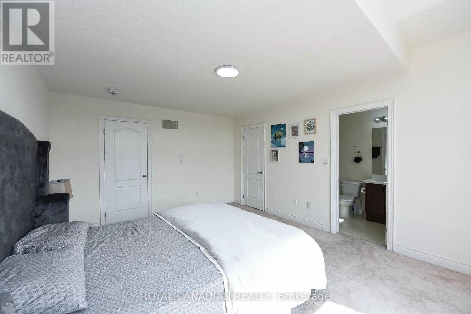 UPPER - 8 PRAIRIE CREEK CRESCENT