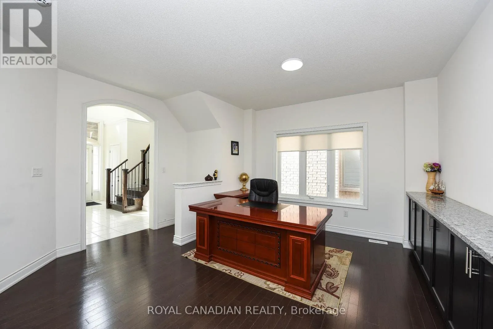 UPPER - 8 PRAIRIE CREEK CRESCENT