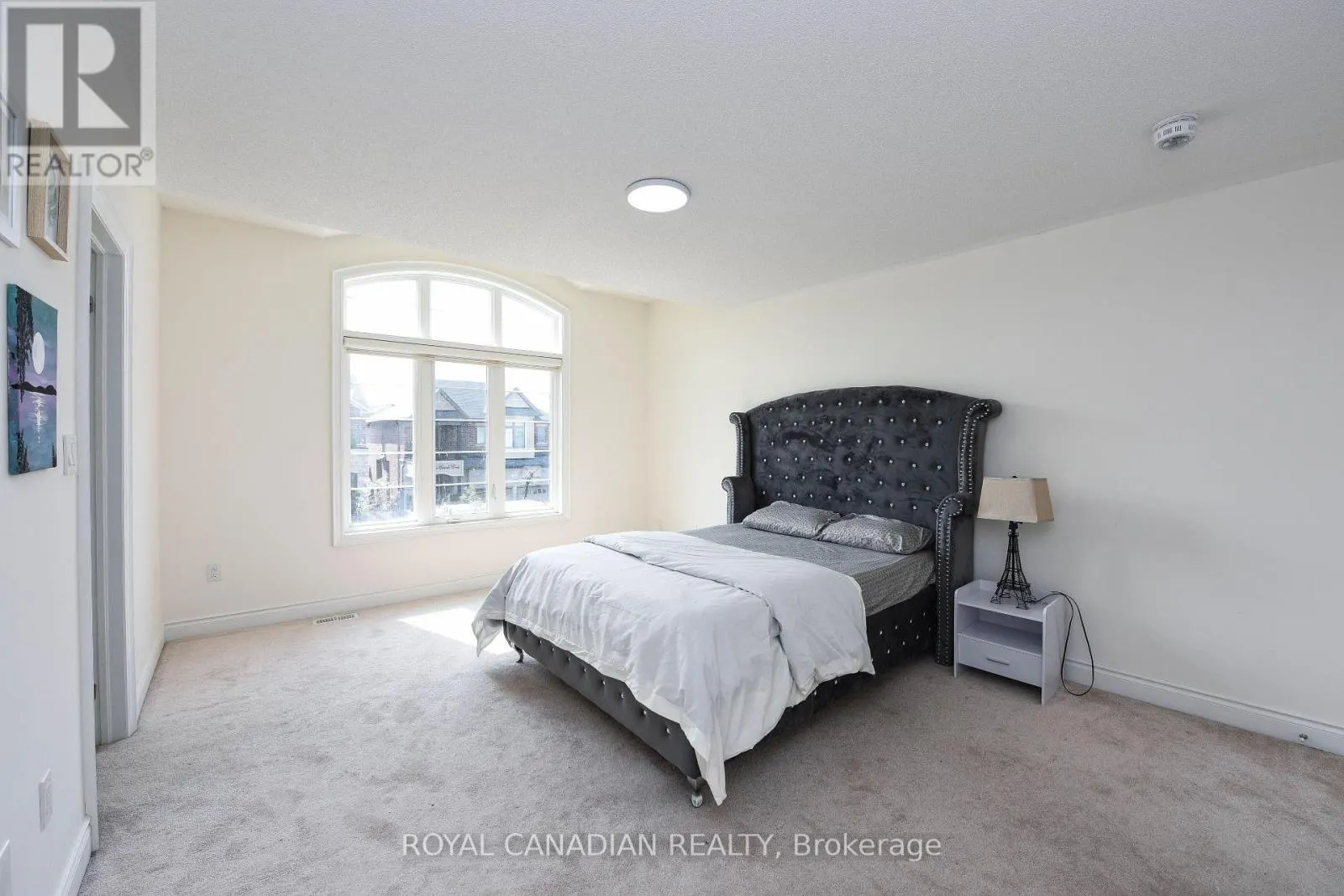 UPPER - 8 PRAIRIE CREEK CRESCENT