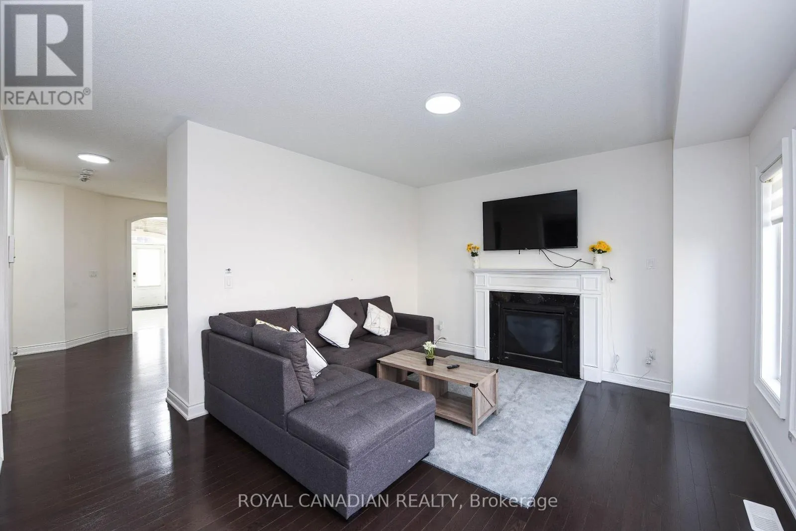 UPPER - 8 PRAIRIE CREEK CRESCENT