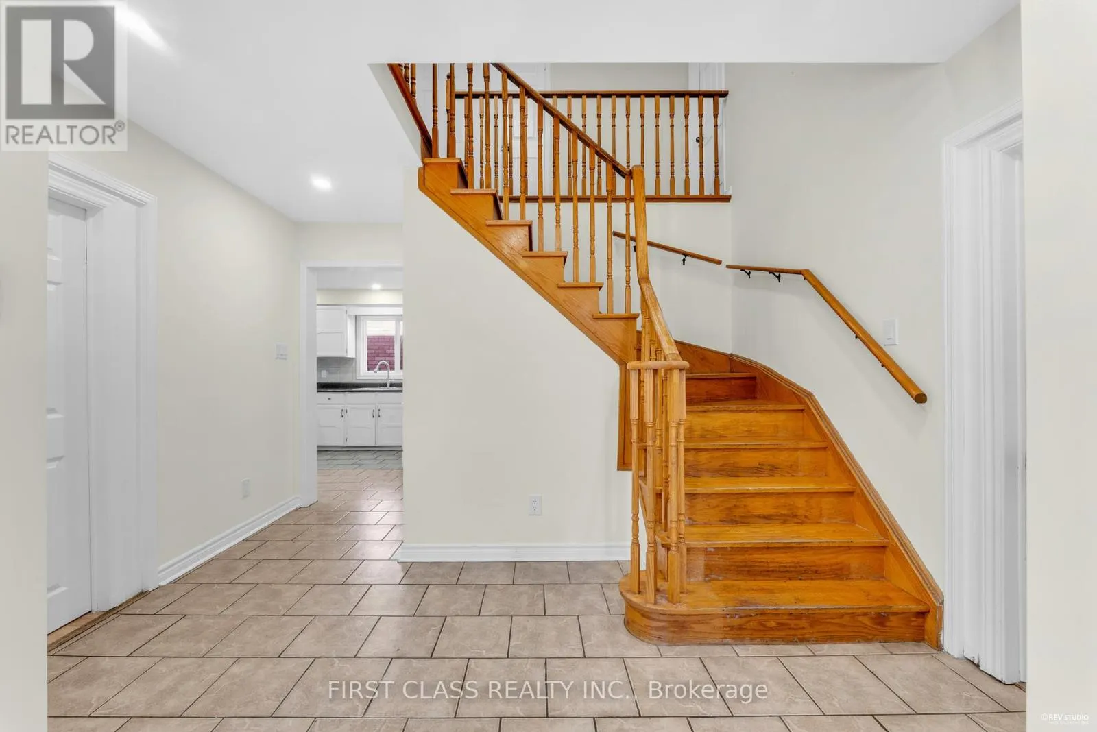 4290 RADISSON CRESCENT