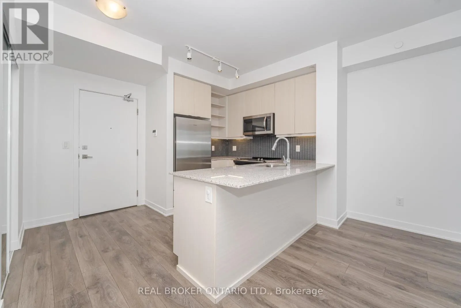 1205 - 4633 GLEN ERIN DRIVE