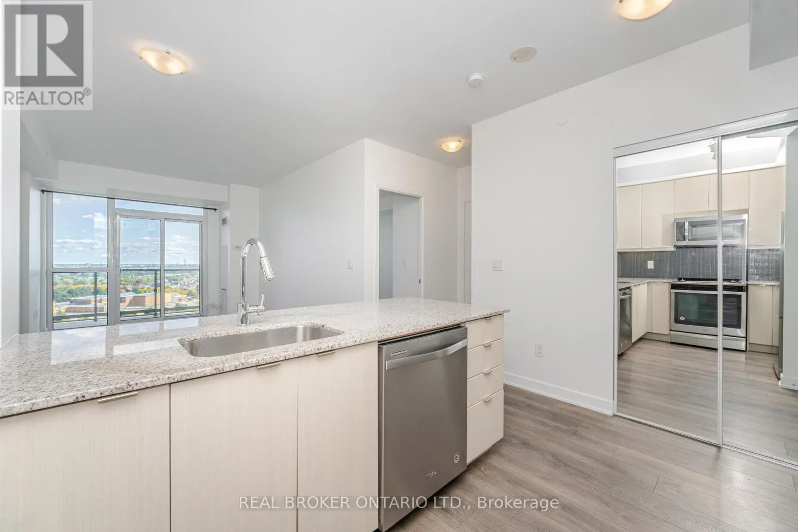 1205 - 4633 GLEN ERIN DRIVE