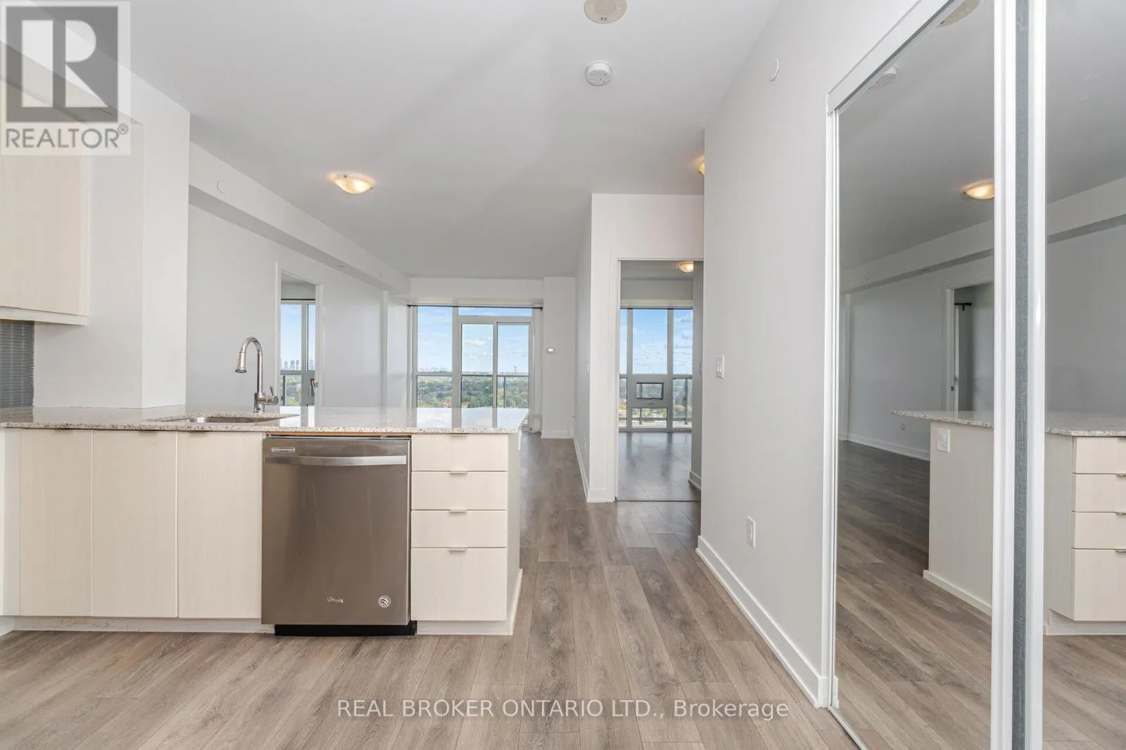 1205 - 4633 GLEN ERIN DRIVE