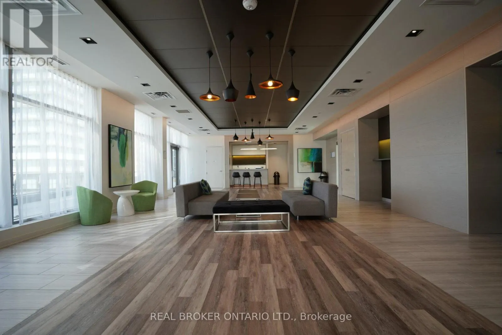 1205 - 4633 GLEN ERIN DRIVE