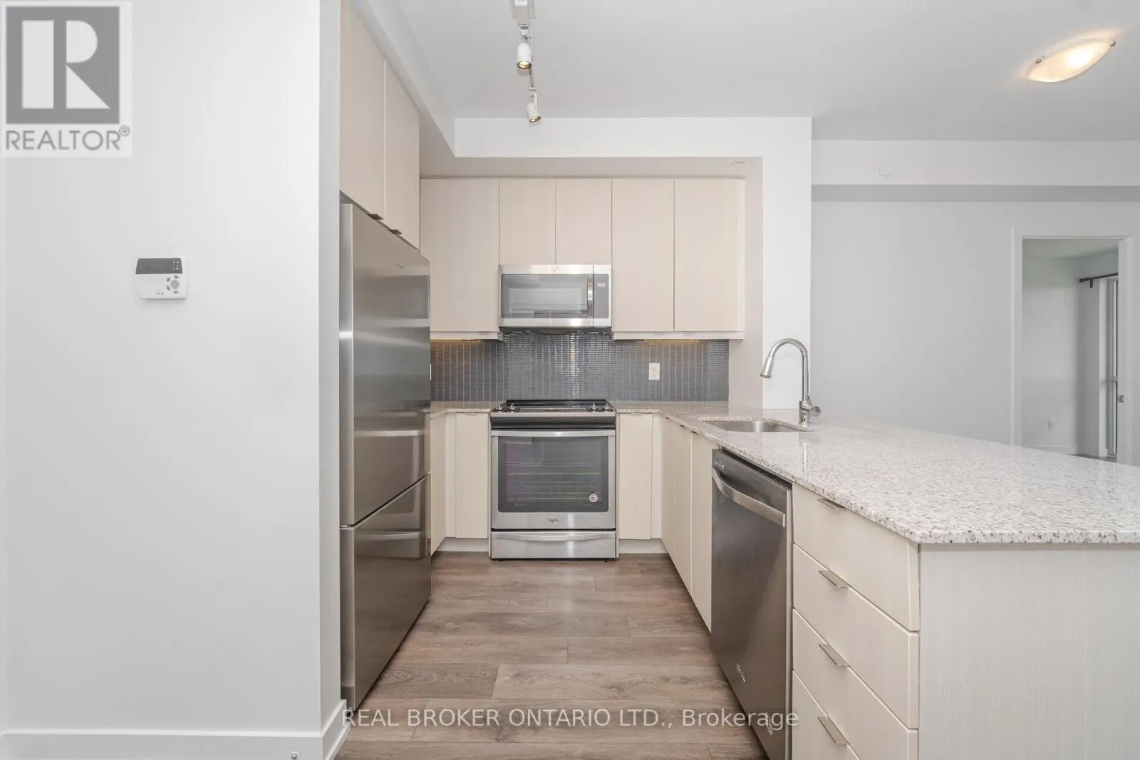 1205 - 4633 GLEN ERIN DRIVE