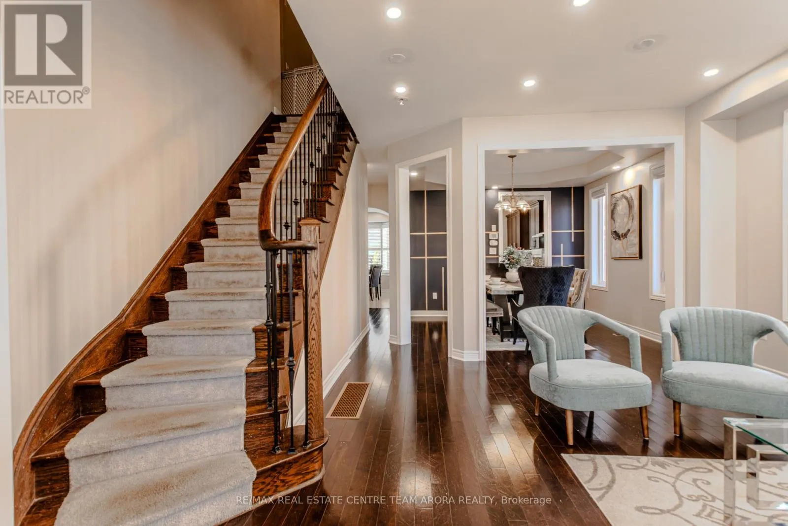 150 LLOYD SANDERSON DRIVE
