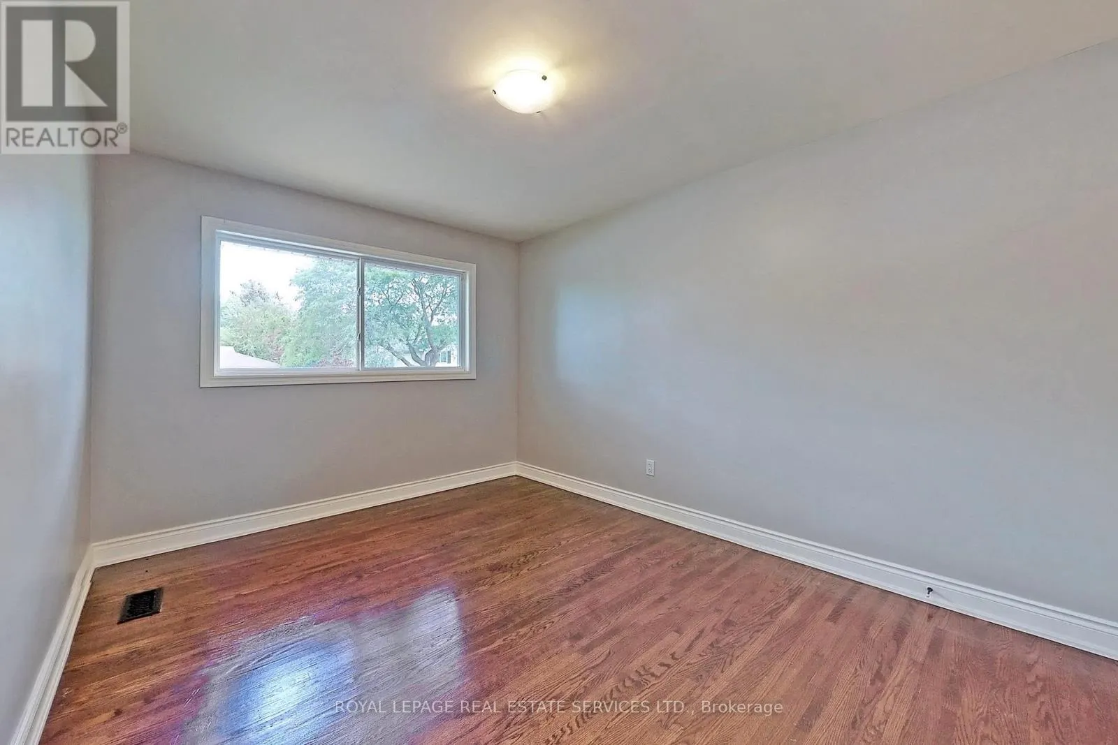 4011 GRAPEHILL AVENUE