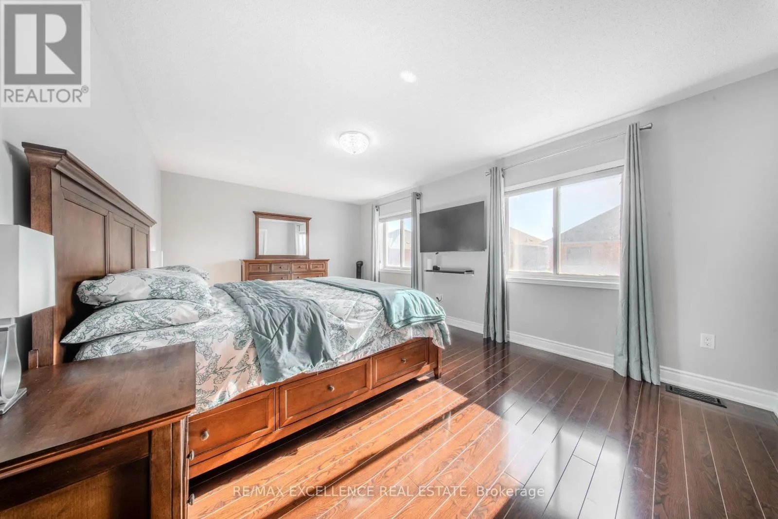 111 RIVER ROCK CRESCENT