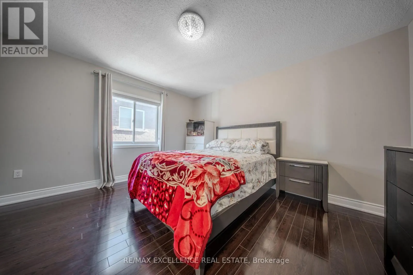 111 RIVER ROCK CRESCENT