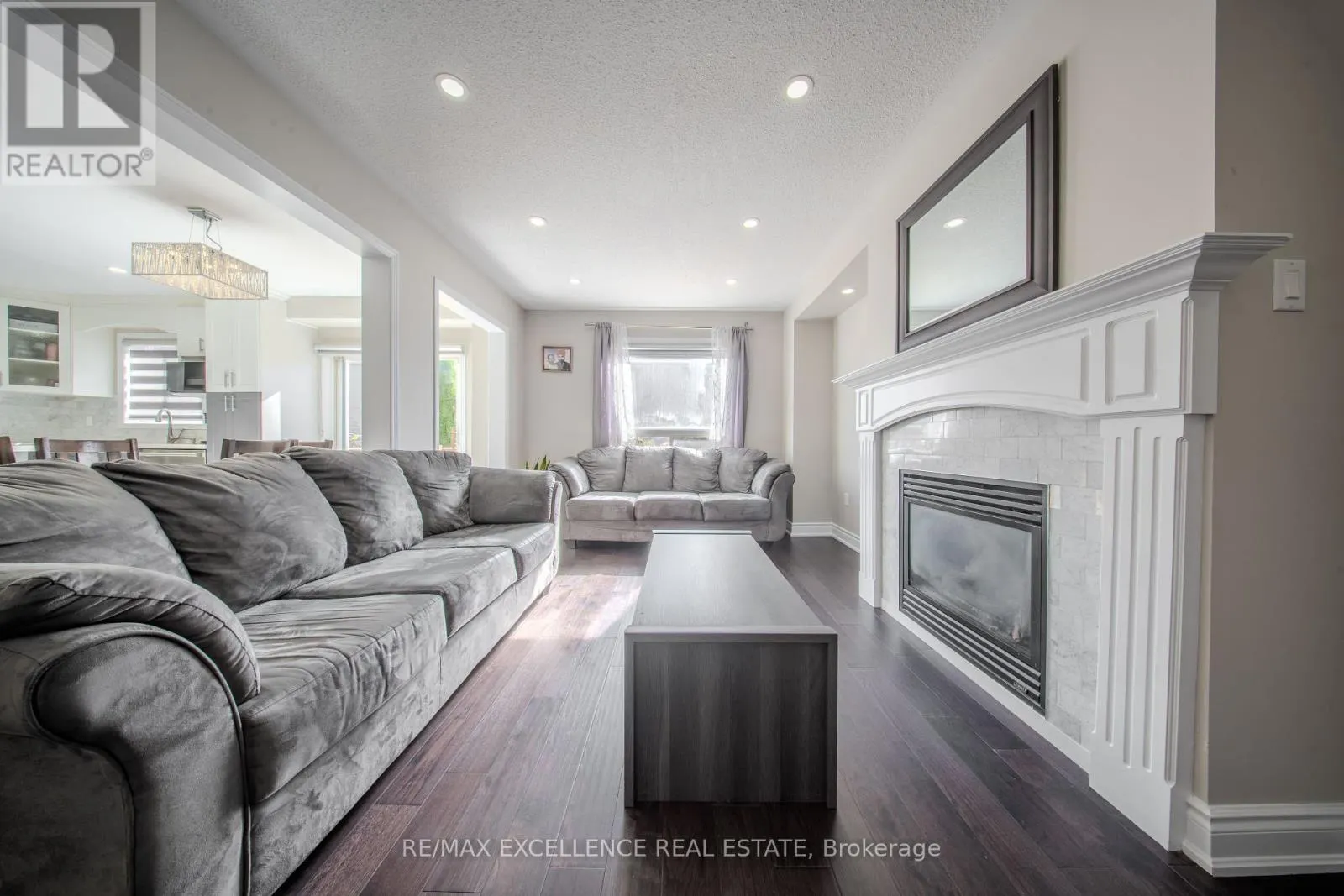 111 RIVER ROCK CRESCENT
