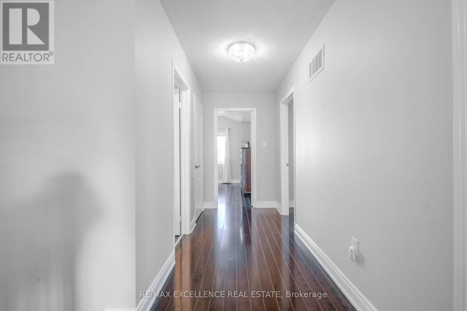 111 RIVER ROCK CRESCENT