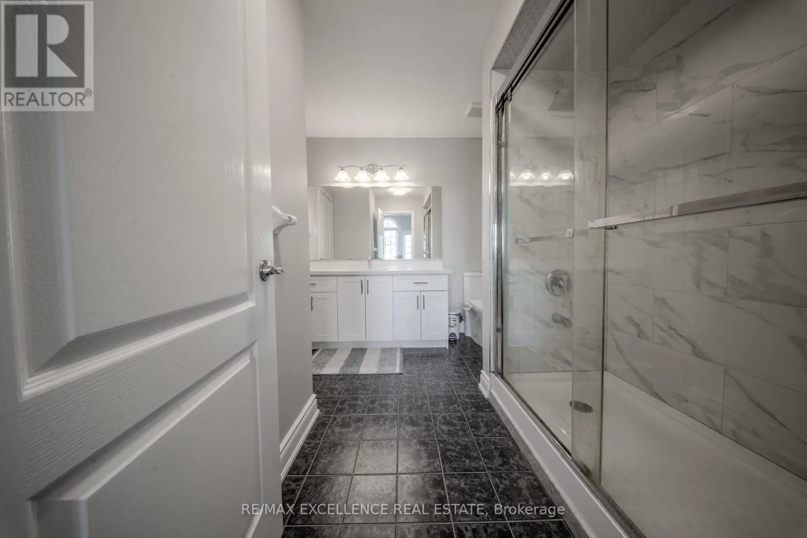 111 RIVER ROCK CRESCENT