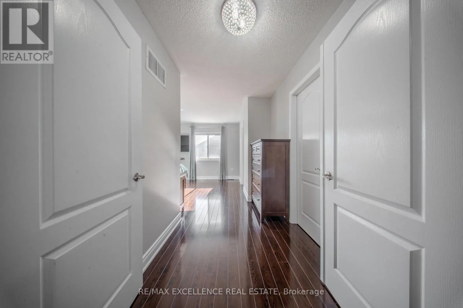 111 RIVER ROCK CRESCENT