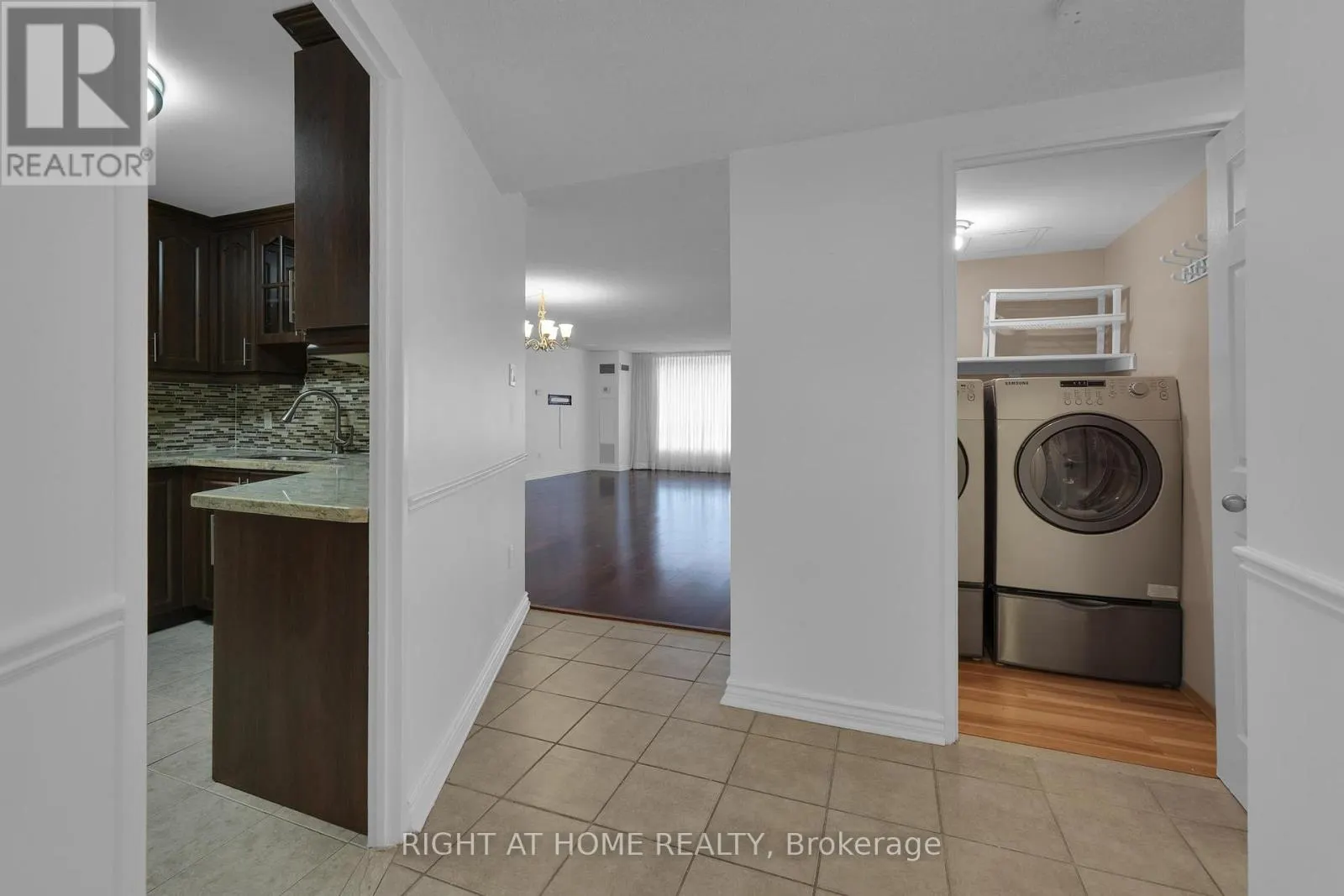 205 - 3650 KANEFF CRESCENT