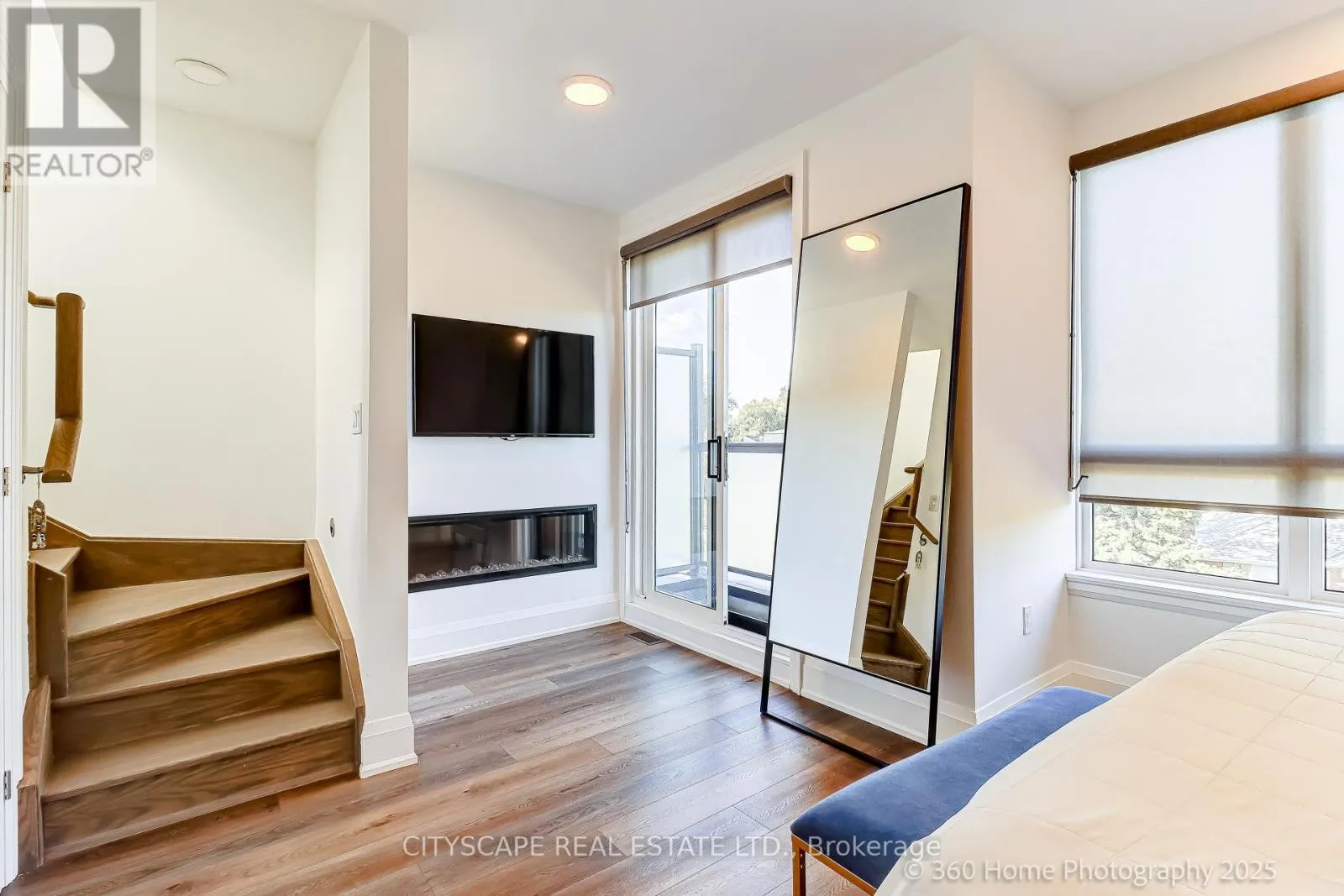 119 HIGH STREET W