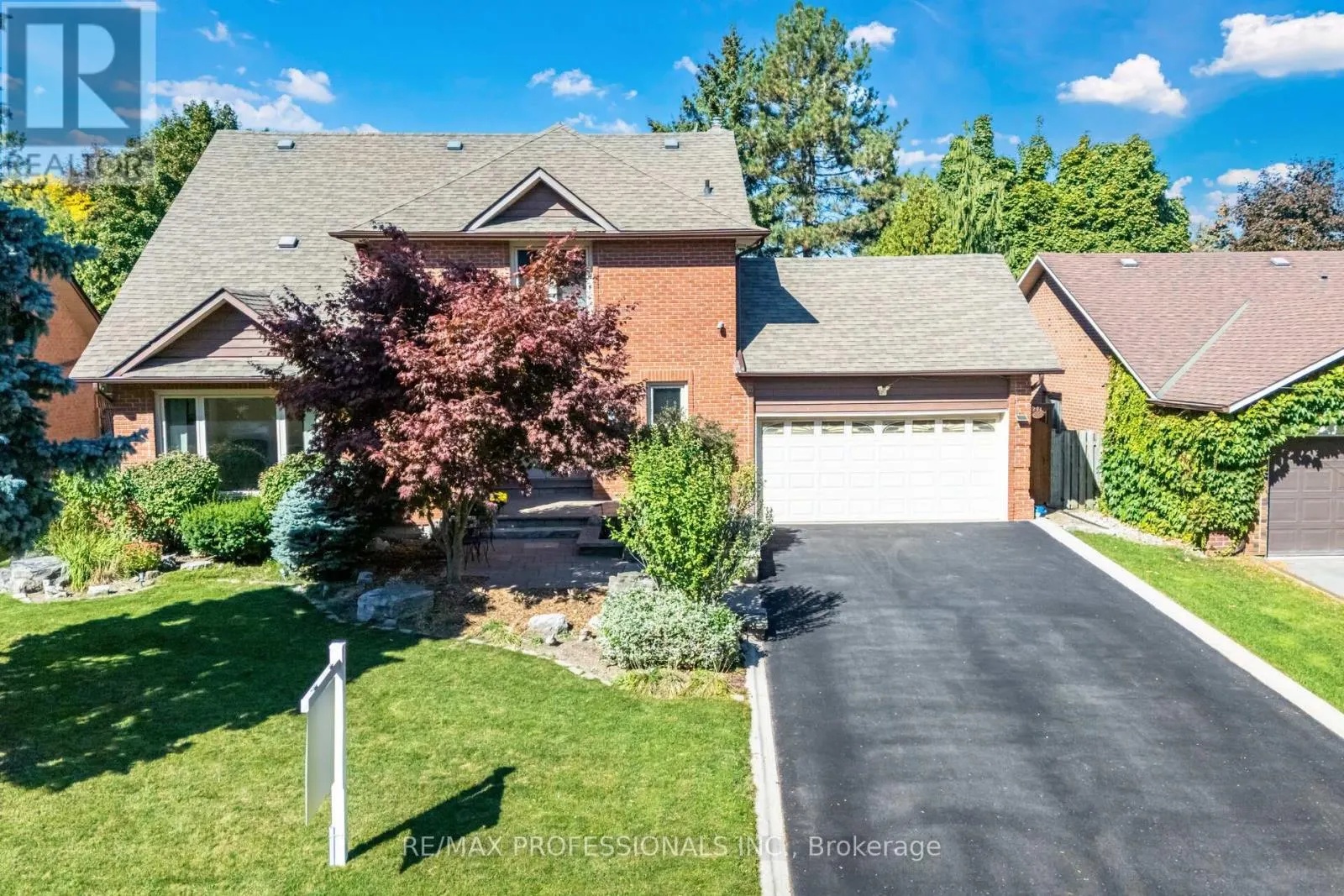 6 CAIRNMORE COURT