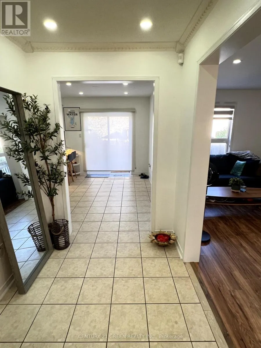 67 QUEEN MARY DRIVE