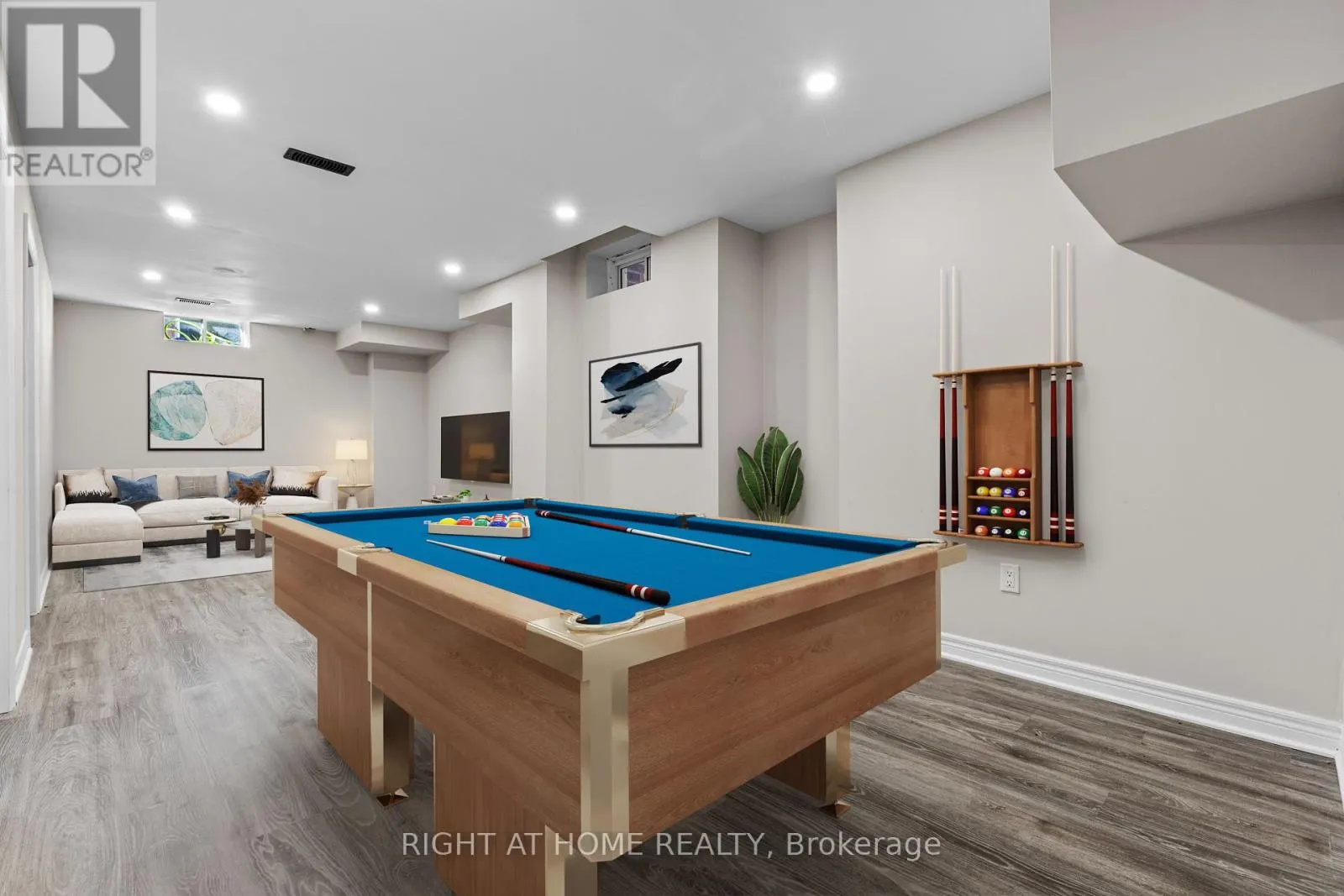 23 DUFFEL CRESCENT