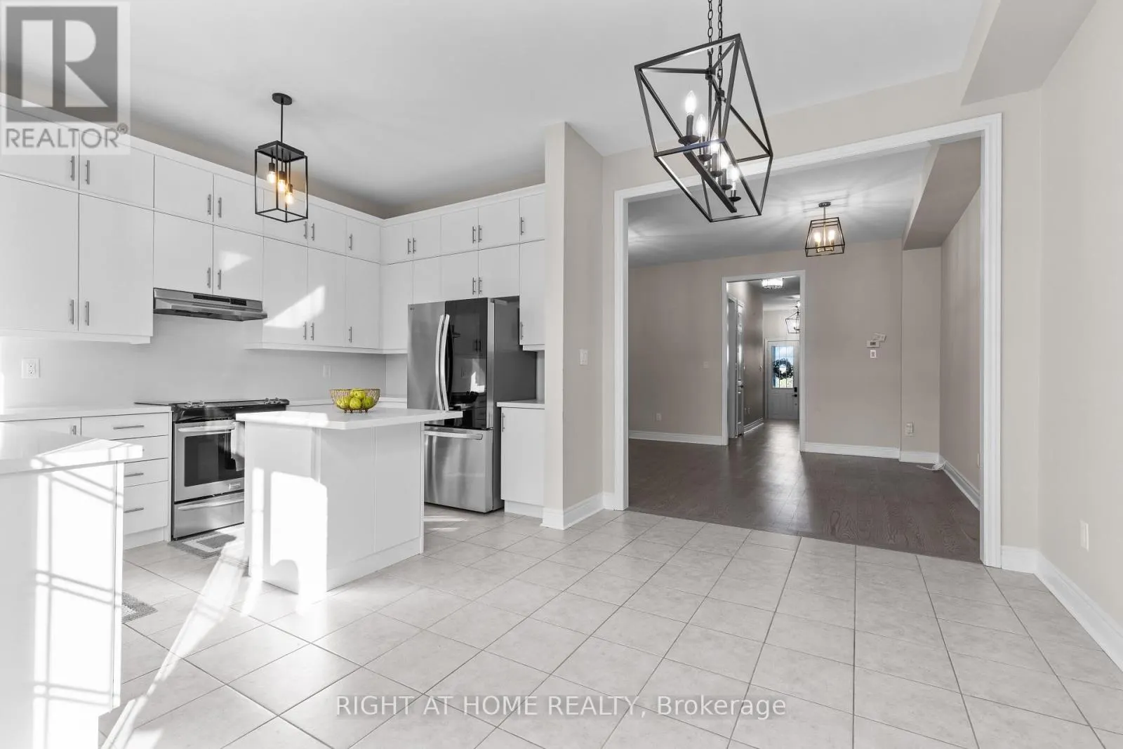 23 DUFFEL CRESCENT