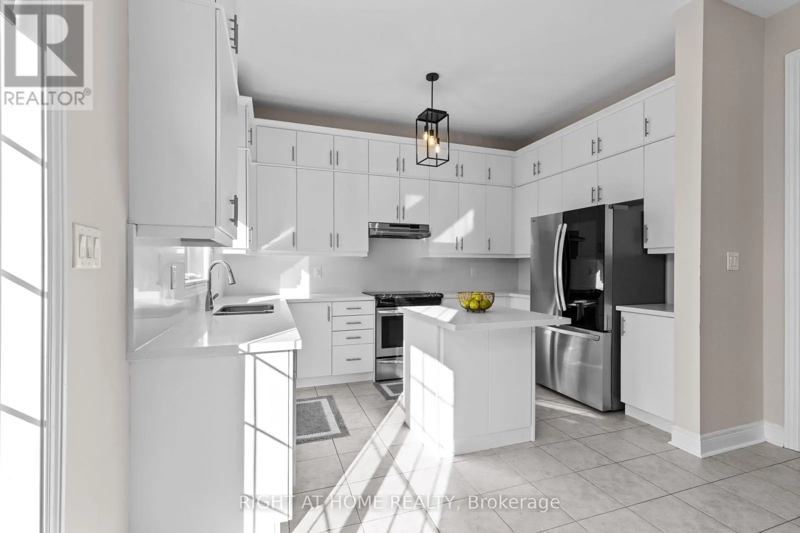 23 DUFFEL CRESCENT