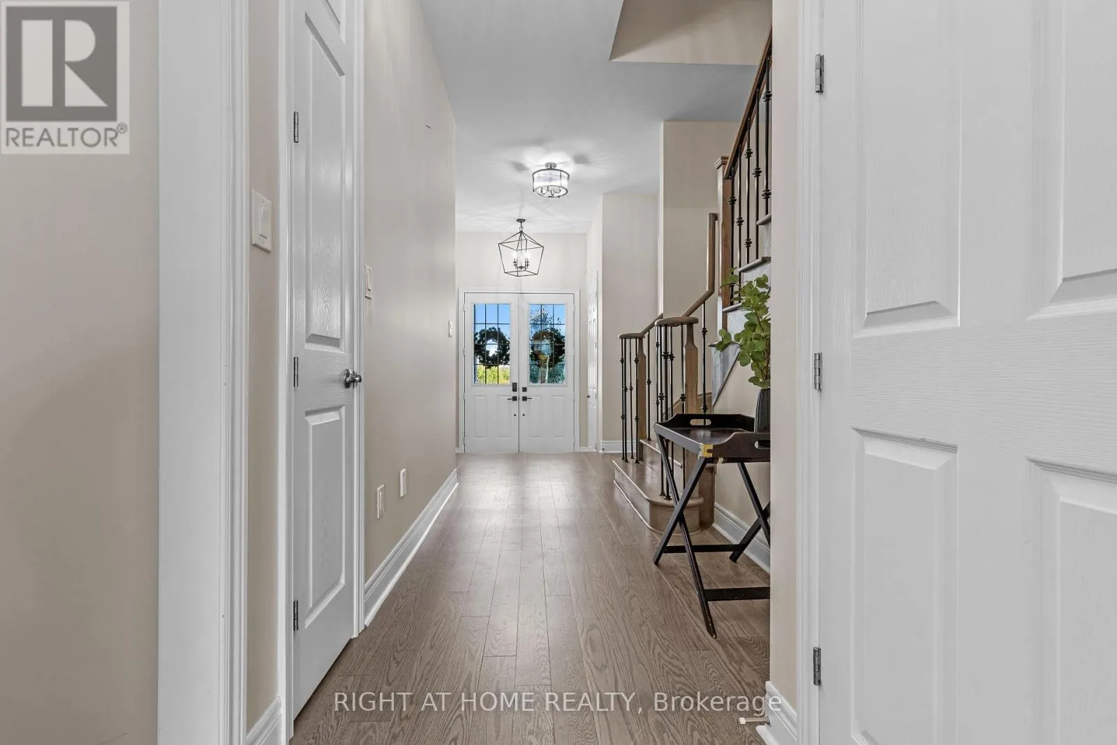 23 DUFFEL CRESCENT