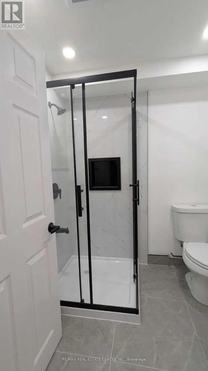 BASEMENT - 21 SUMMERDALE CRESCENT