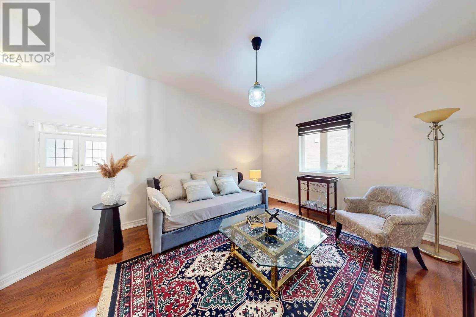 33 BORLAND CRESCENT