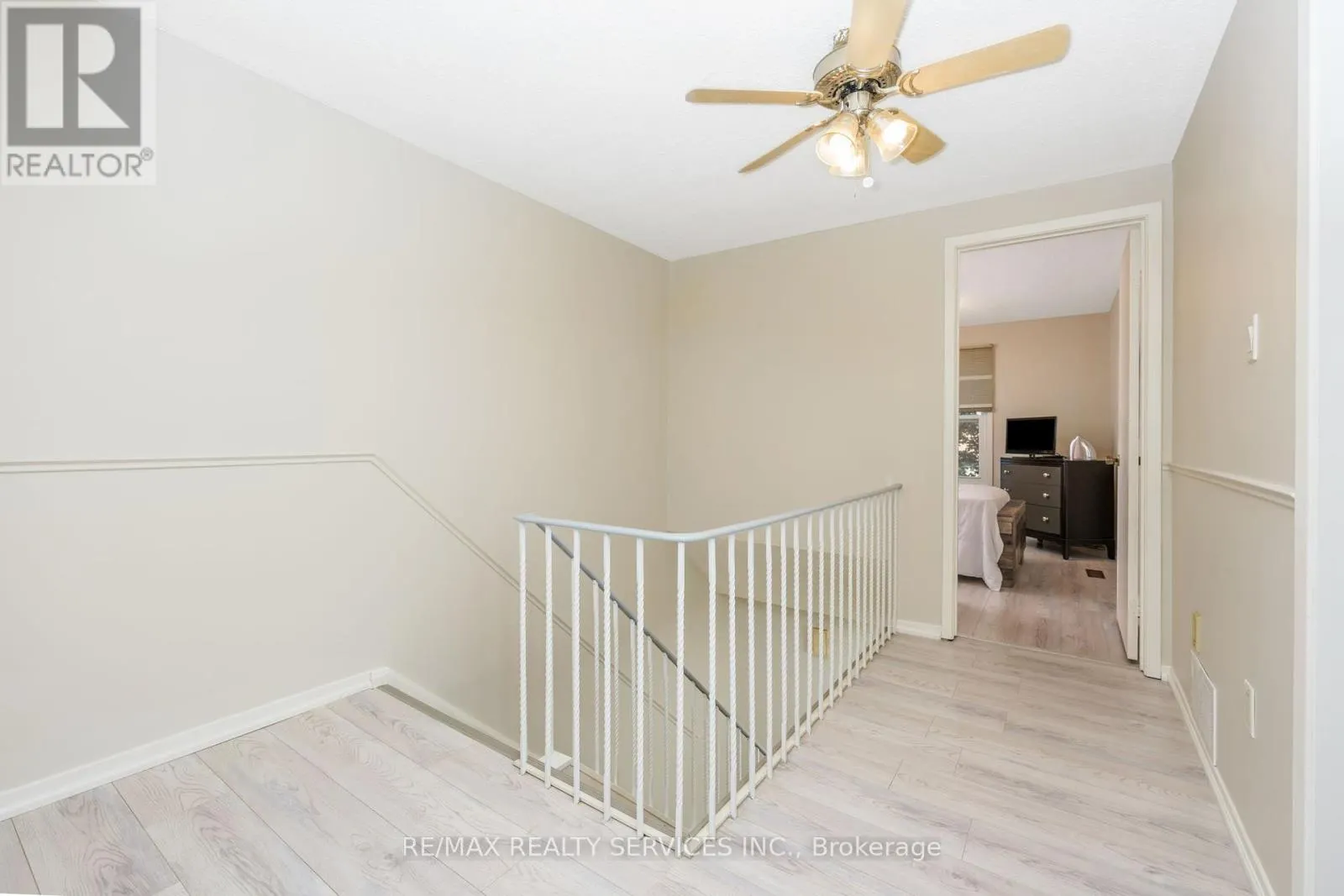79 ROYAL SALISBURY WAY