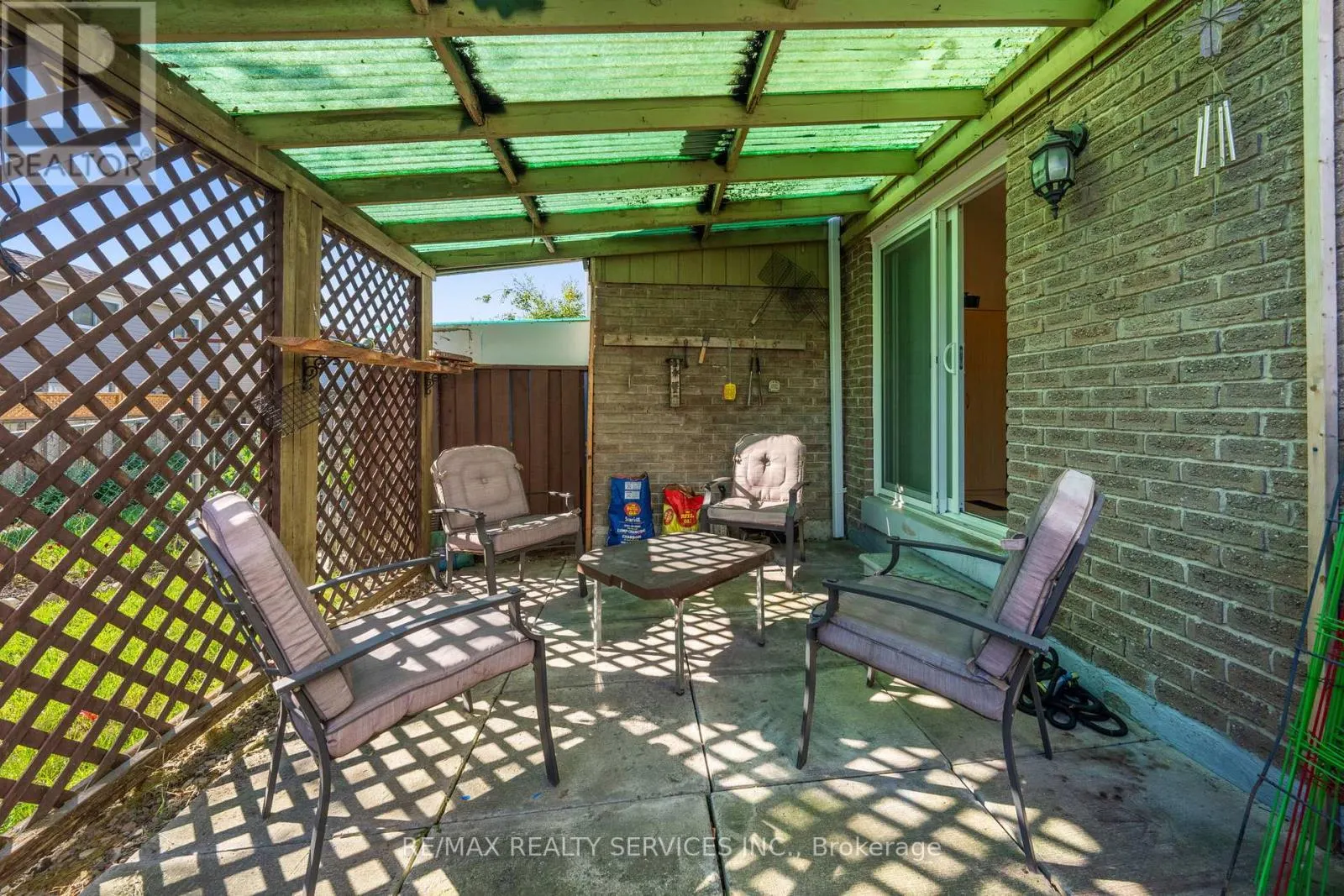 79 ROYAL SALISBURY WAY