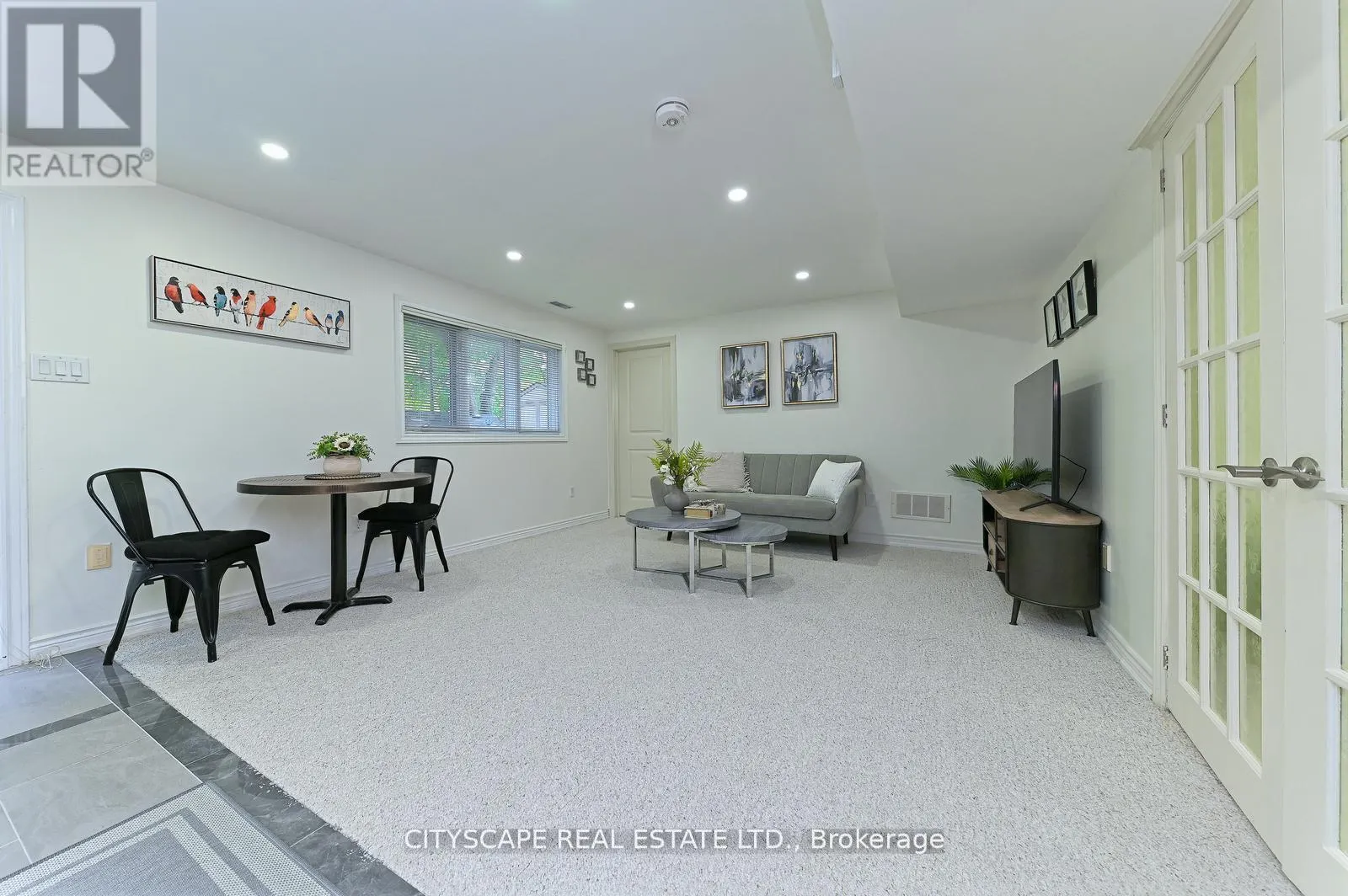 354 PLAINS ROAD W