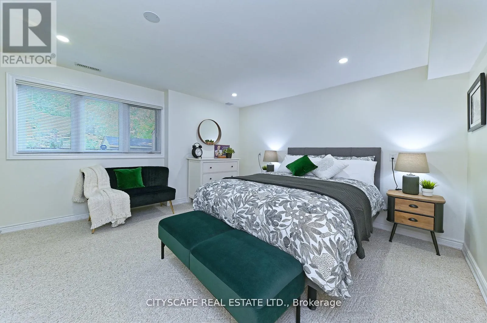 354 PLAINS ROAD W