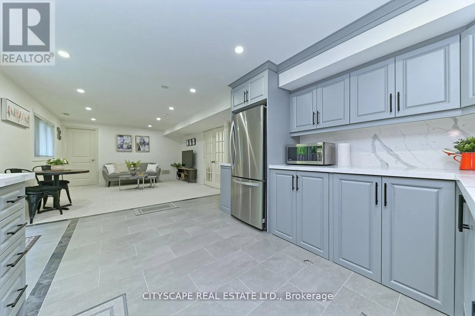 354 PLAINS ROAD W