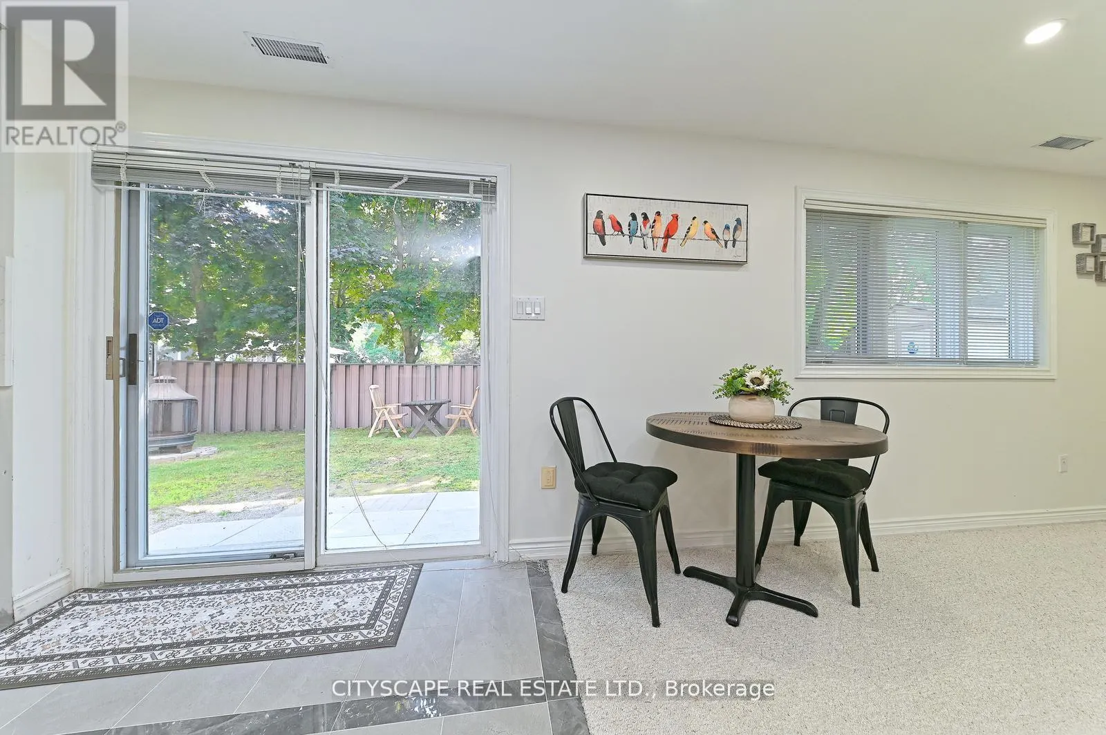 354 PLAINS ROAD W