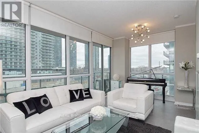 511 - 59 ANNIE CRAIG DRIVE