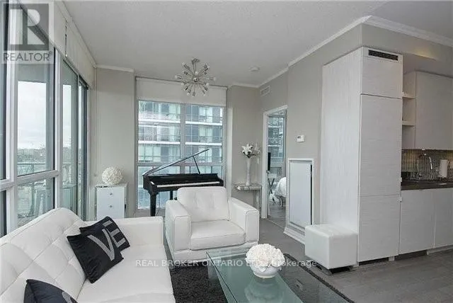511 - 59 ANNIE CRAIG DRIVE