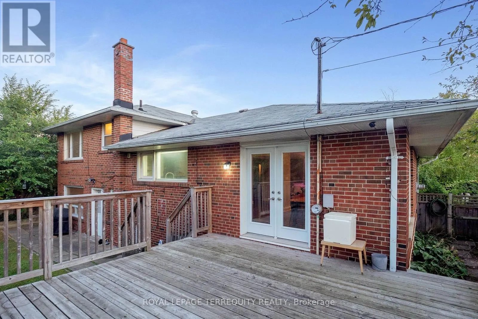 2 STOCKTON ROAD