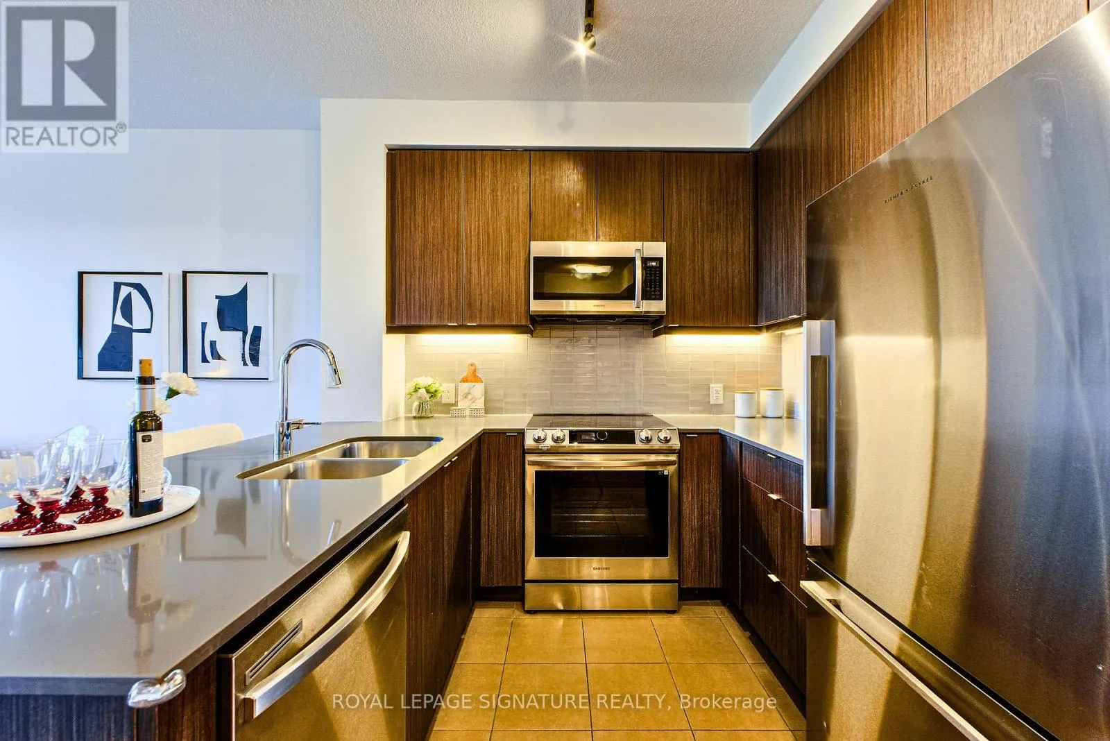 714 - 50 THOMAS RILEY ROAD