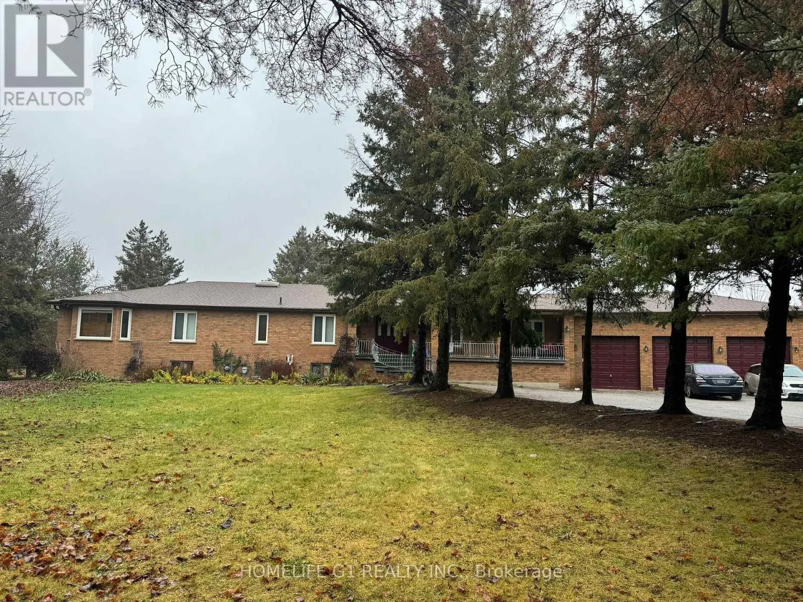 8 ROSEGARDEN DRIVE