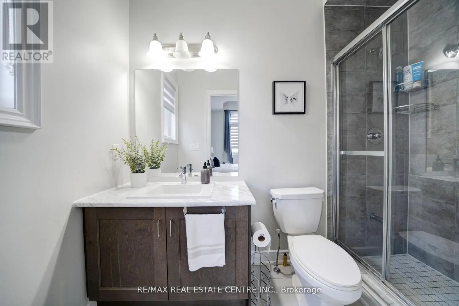 5 CARL FINLAY DRIVE
