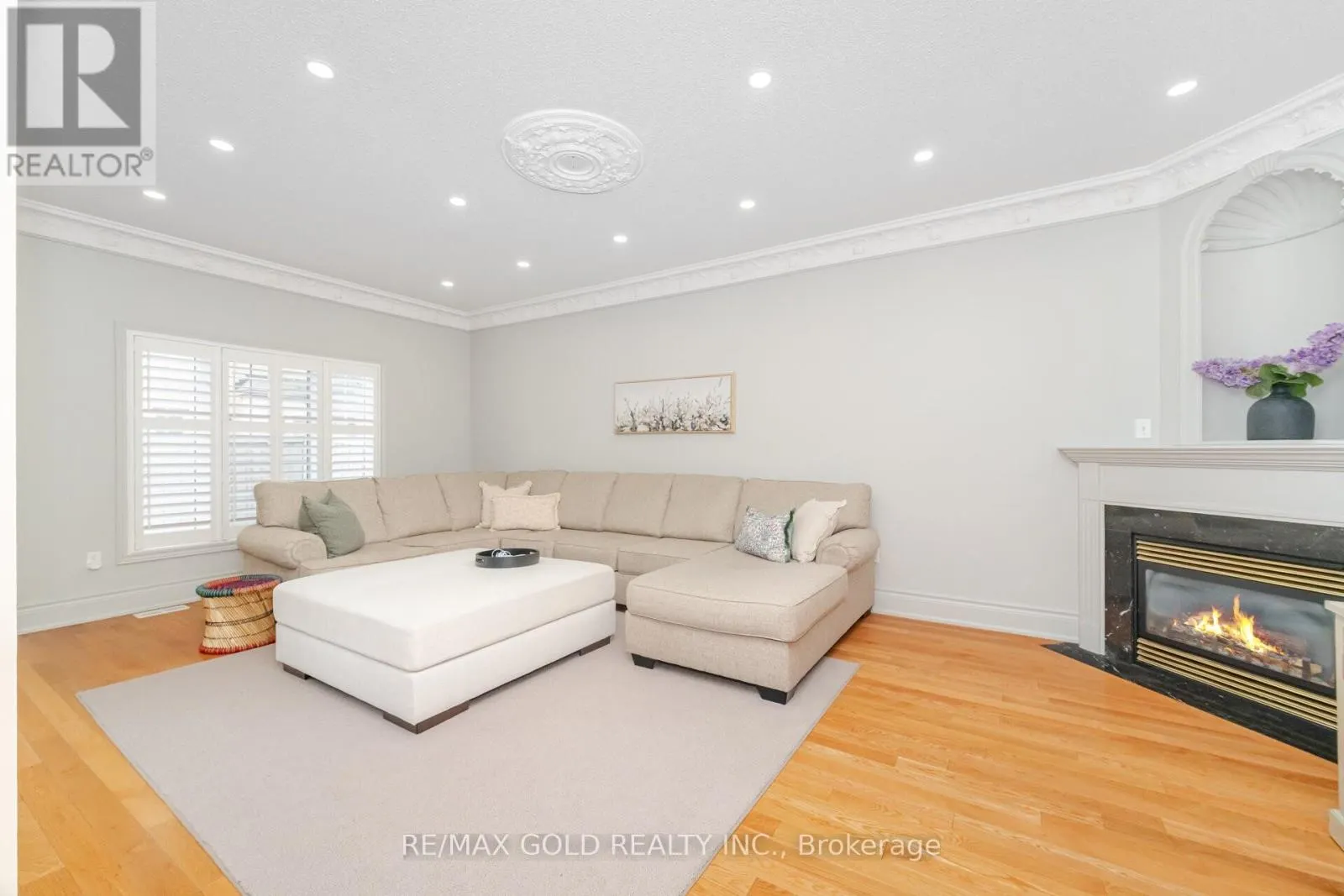 41 LEPARC ROAD