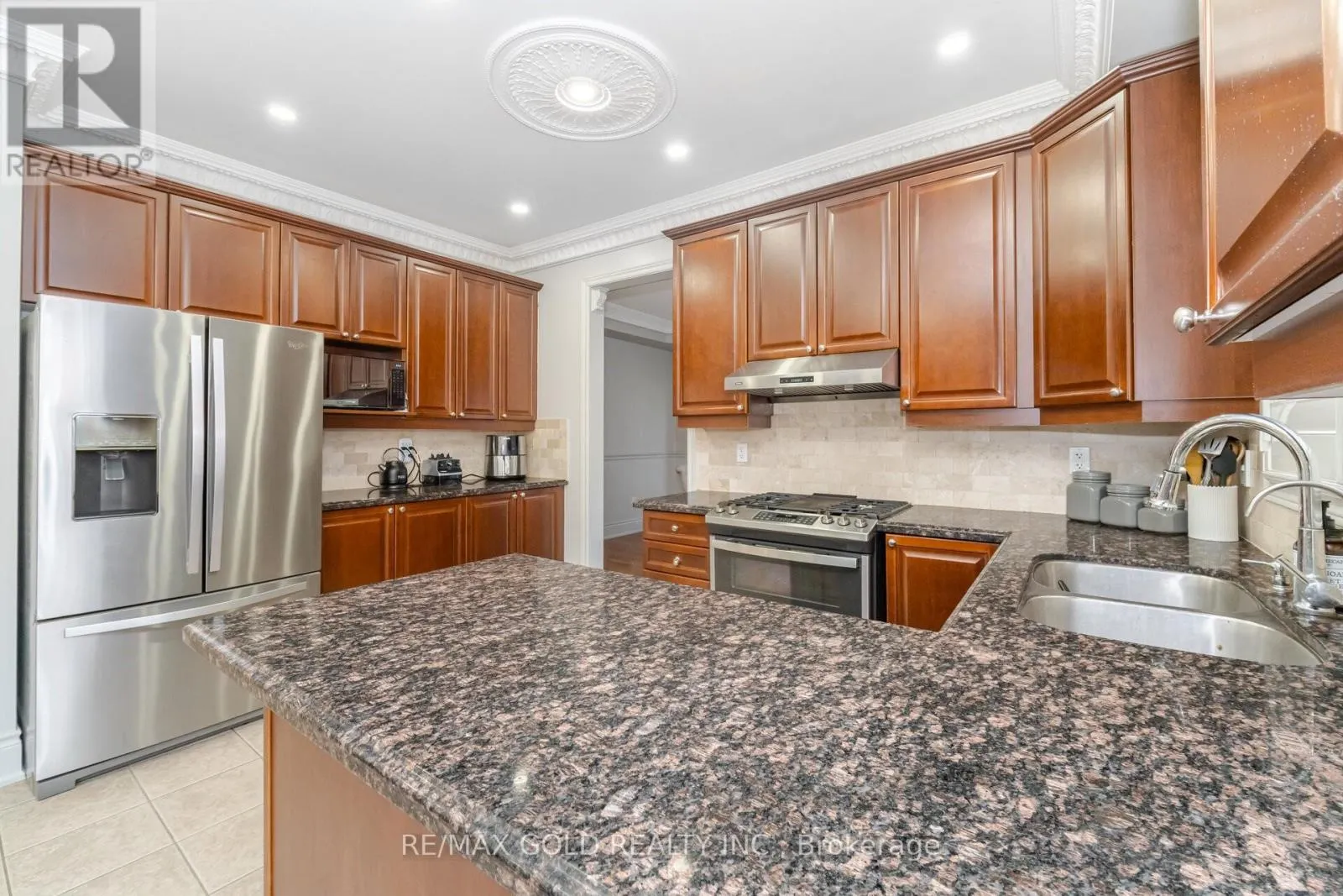 41 LEPARC ROAD