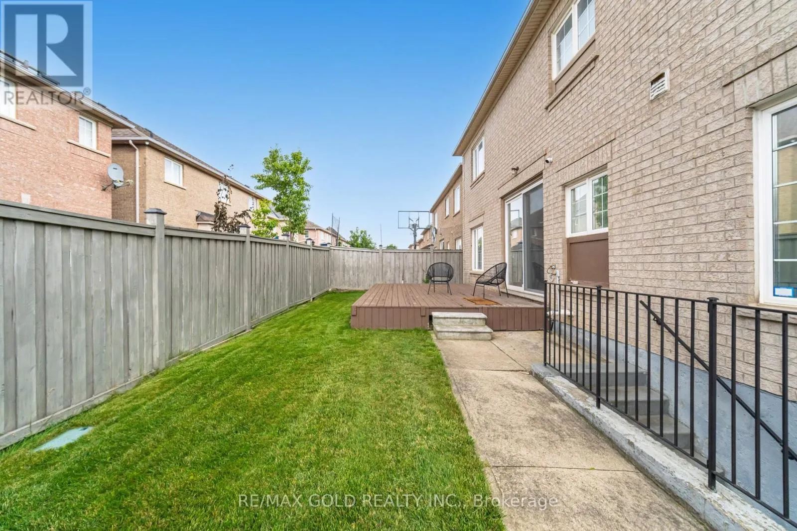 41 LEPARC ROAD
