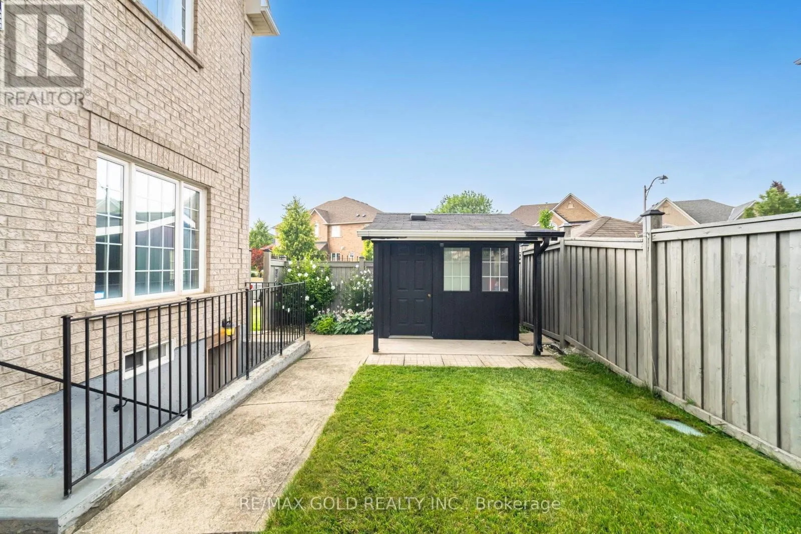41 LEPARC ROAD