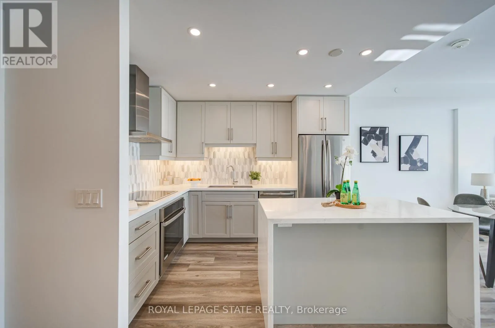 1006 - 2025 MARIA STREET