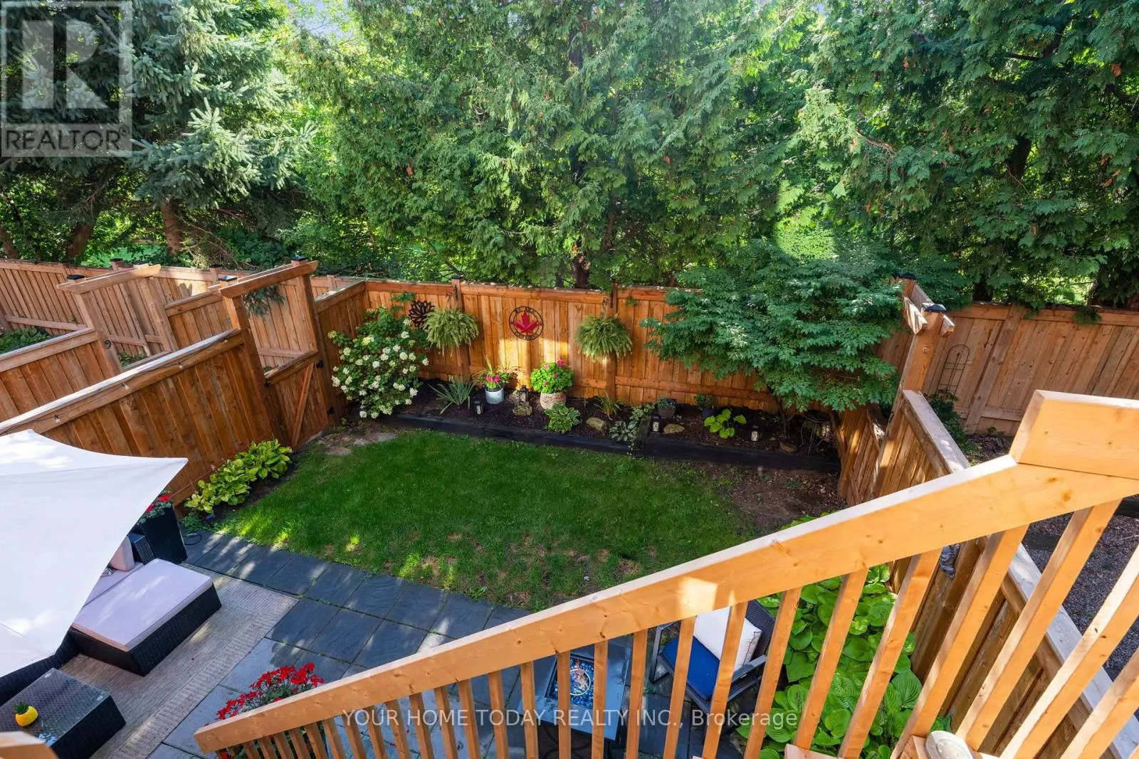 8 - 76 RIVER DRIVE