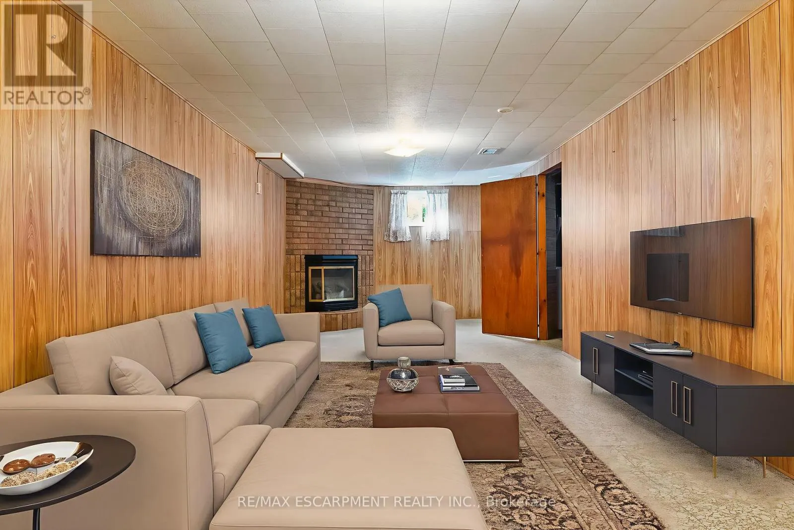 2510 DONNAVALE DRIVE