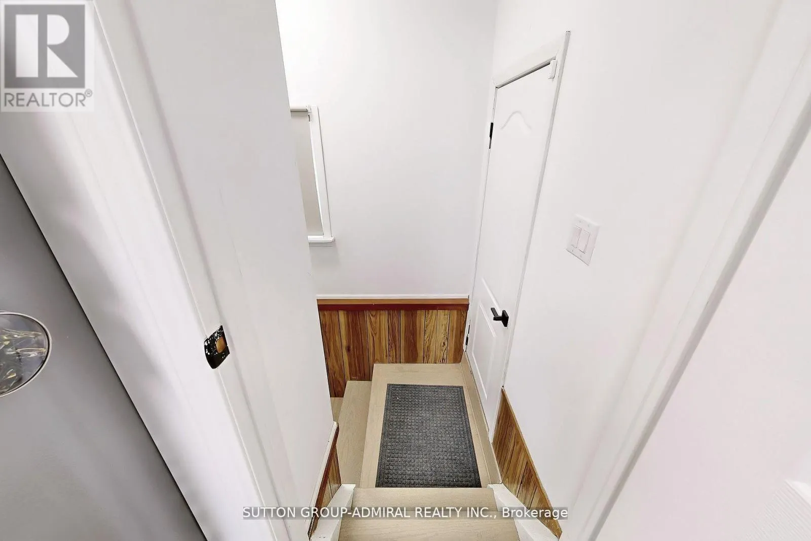 14 SPEARS STREET